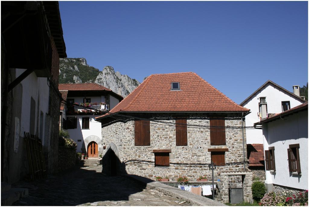 Casa Rural Xixa Landetxea * Miranda de Arga